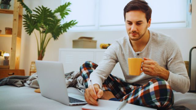 The Ultimate Guide to the Top 10 Morning Routines of Successful People in 2025